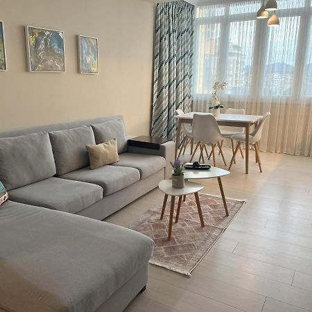 Grand New Bazaar Apartment Tirana Exterior photo
